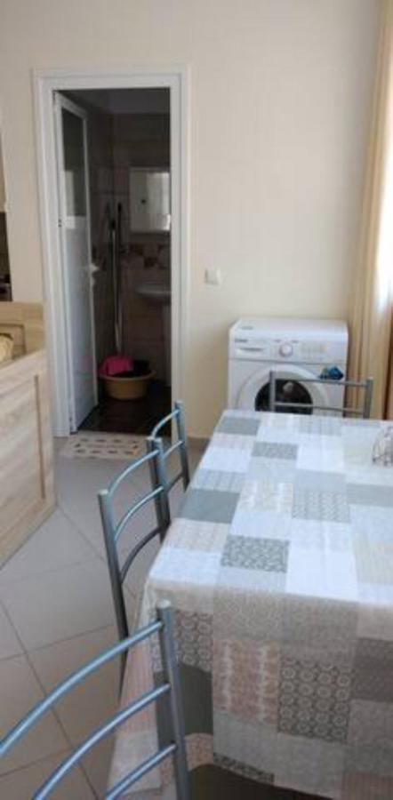 Vasili Sunstay Apartments Sarandë エクステリア 写真